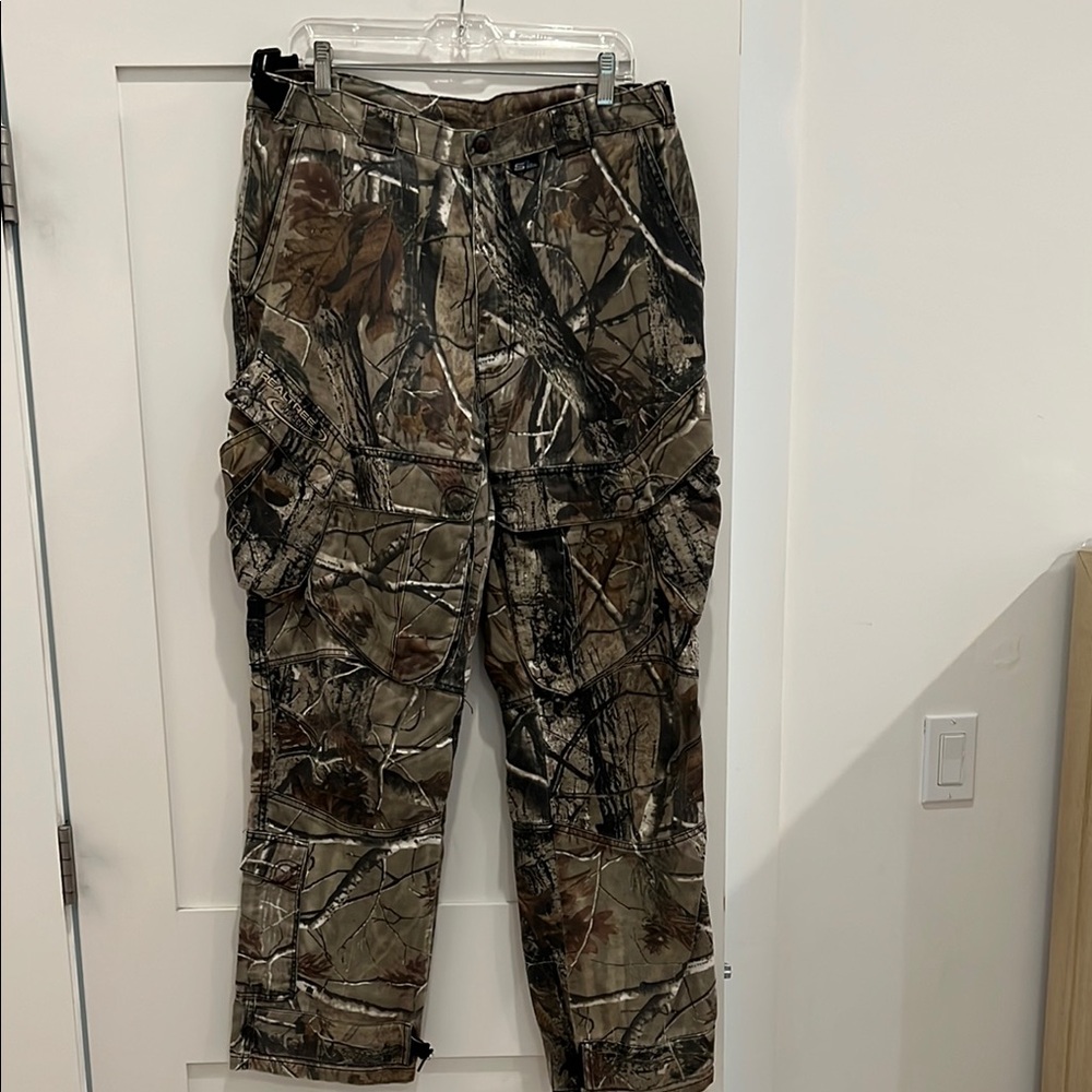 Realtree Camouflage Cargo Pants